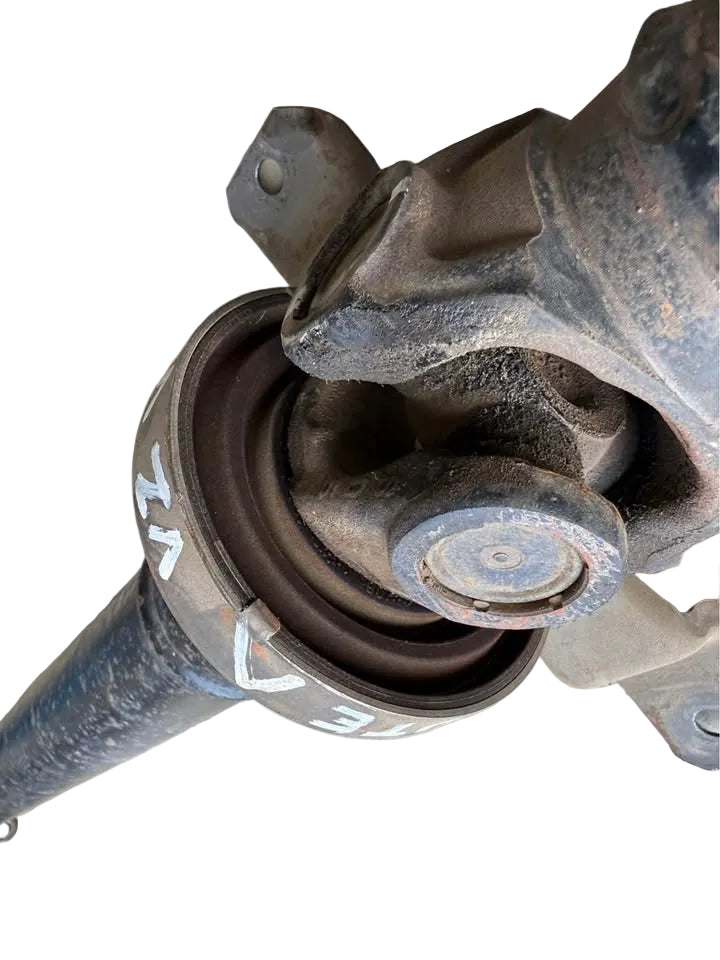 Genuine Holden VZ V6 Automatic Ute Tailshaft