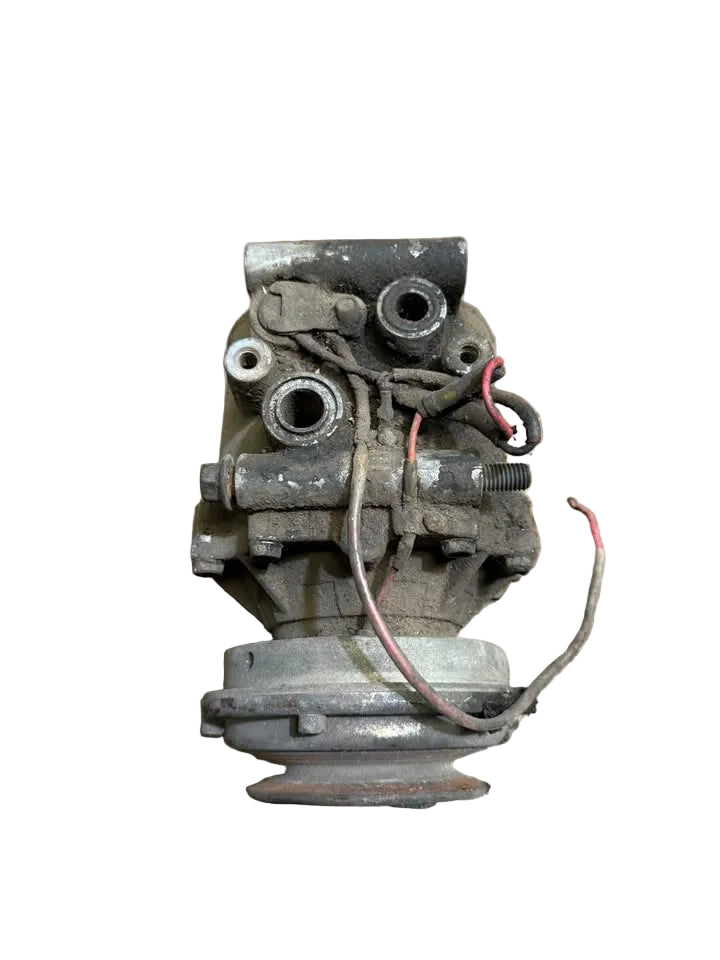 Genuine Holden VN VP 304 V8 Aircon Compressor