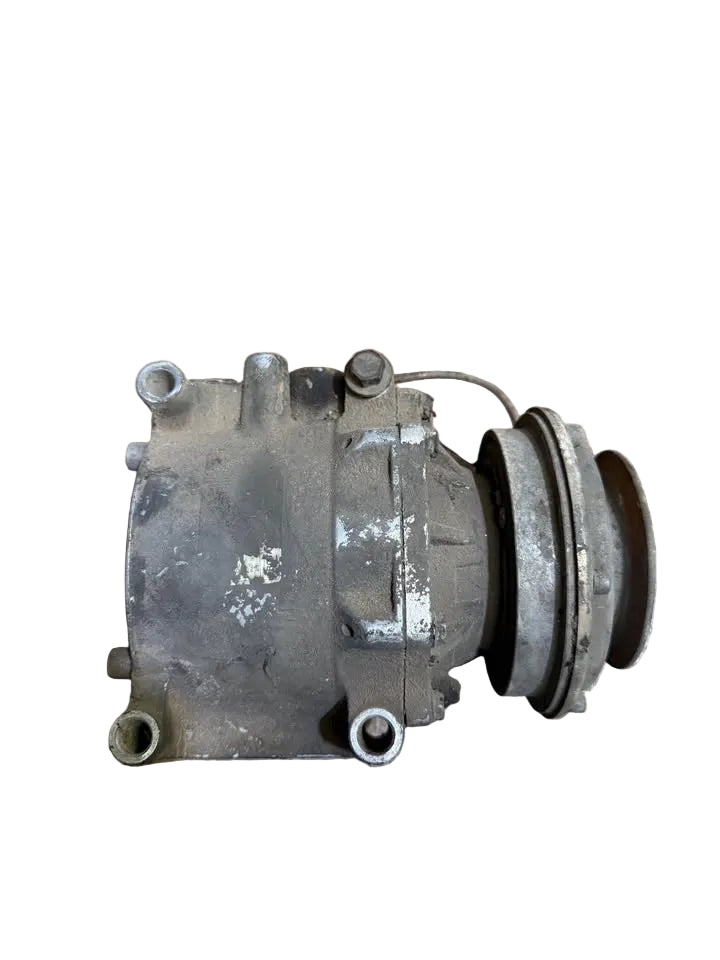 Genuine Holden VN VP 304 V8 Aircon Compressor