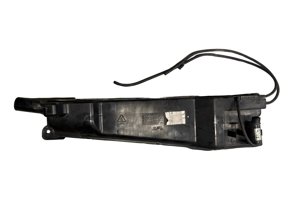 Genuine Holden VE VF Windscreen Washer Bottle Pump 92220100